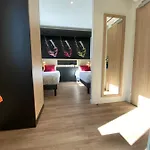 Ξενοδοχείο με διαμερίσματα Montchapet Centre Ντιζόν