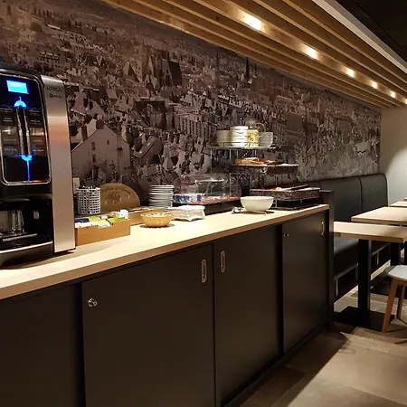 Montchapet Centre 2*