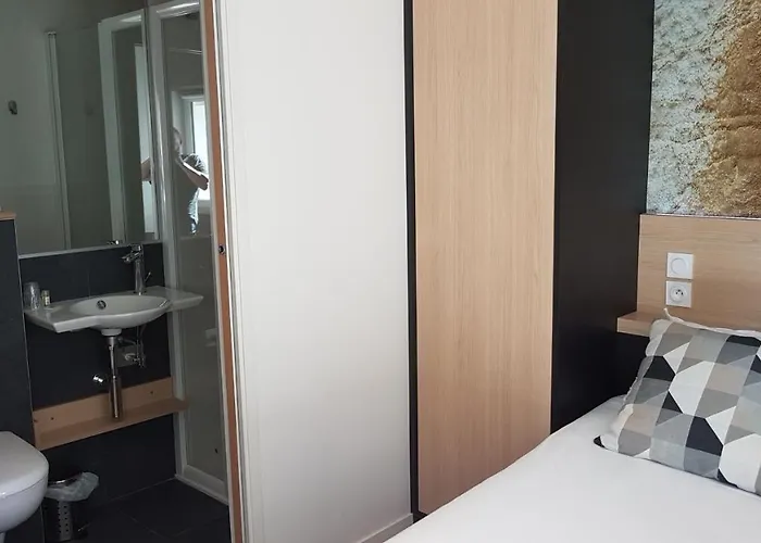 Montchapet Centre 2*