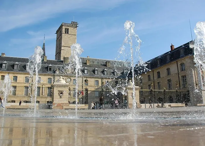 Montchapet Centre 2* Dijon