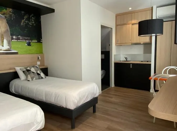 Montchapet Centre Hotel apartamentowy 2*